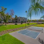 Stylish 2Bd - Parking, Gym, Pool - Sleep 8 - 5 Min Casino